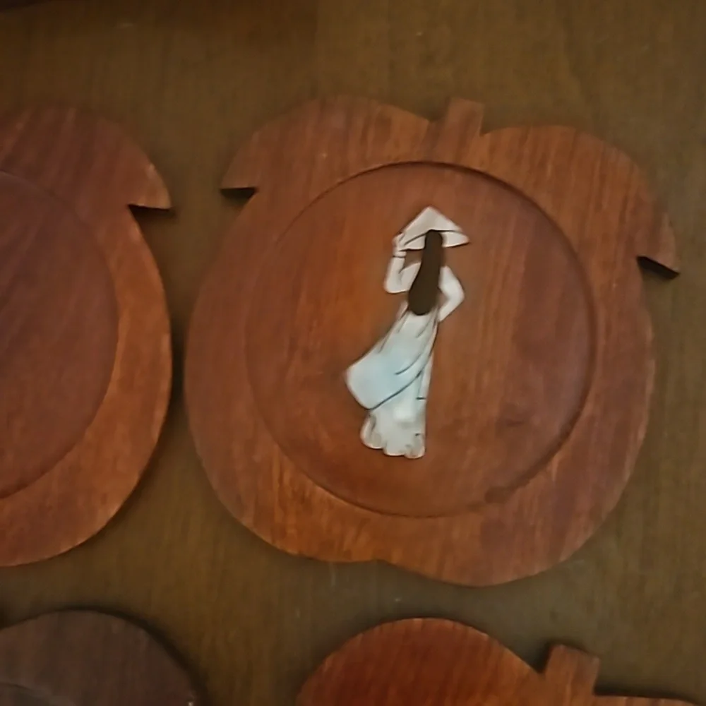 Vintage 1960s Set of Six Mother of Pearl Japanese Lady Floral Coaster Set